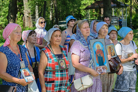 В Тейковском районе прошел крестный ход, посвященный Андрею Боголюбскому